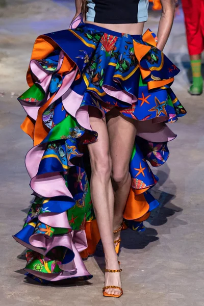 Look 39